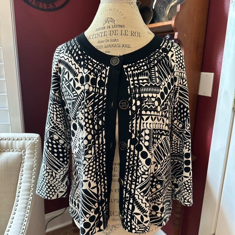 Cable & Gauge Monochrome Knit Top